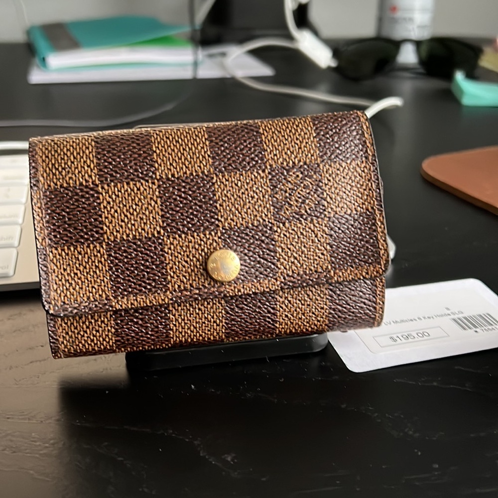 Louis Vuitton Damier ebene multicles 6 key holder